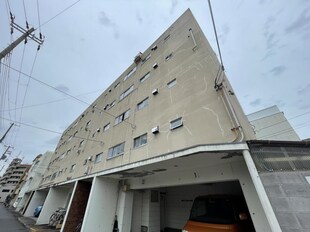 前田住宅ビルの物件外観写真